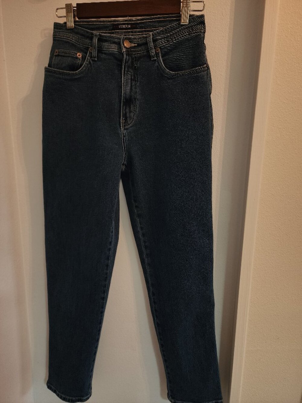 Bill Blass Women’s Stretch Denim Jeans – Size 6, Classic 5‑Pocket, Mid Rise